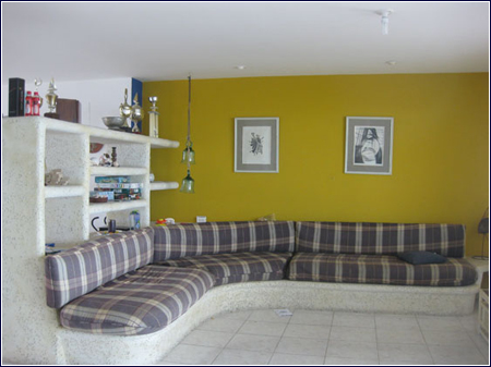 Ecuador townhome living space